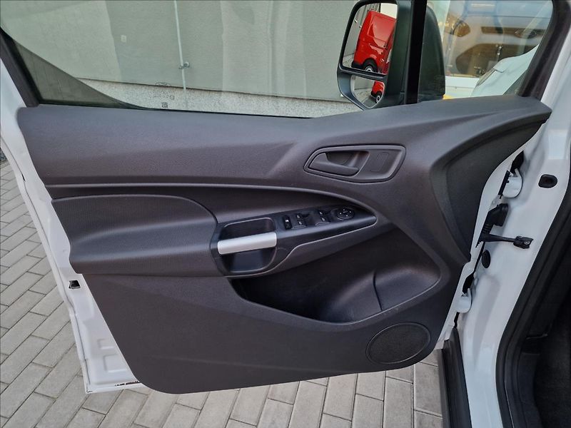 Ford Transit Connect 1.5TDCi L2 7-Míst, ČR, 1.Maj. - fotka 32 z 43