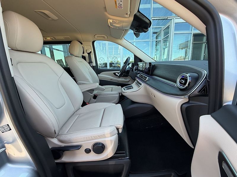 Mercedes-Benz EQV 300 L - fotka 10 z 32