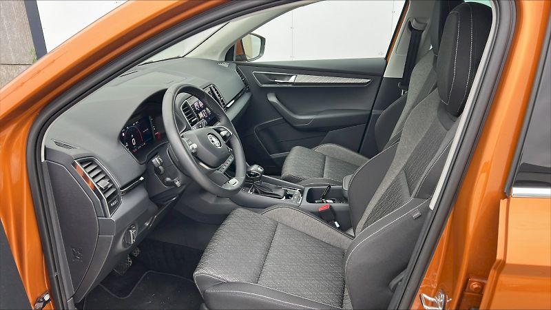 Škoda Karoq (2024) SEL TS 110/1.5 A7F - fotka 11 z 26