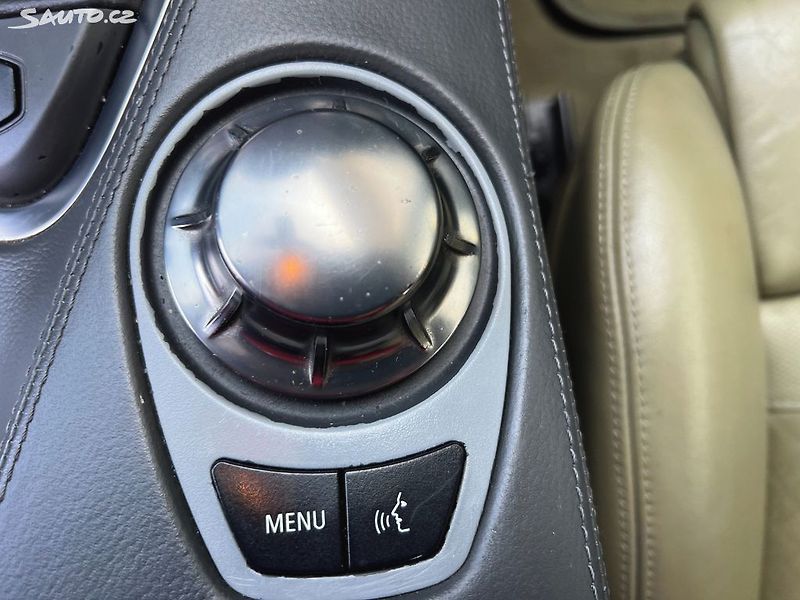 BMW Řada 6 3.0i manuál - fotka 20 z 26
