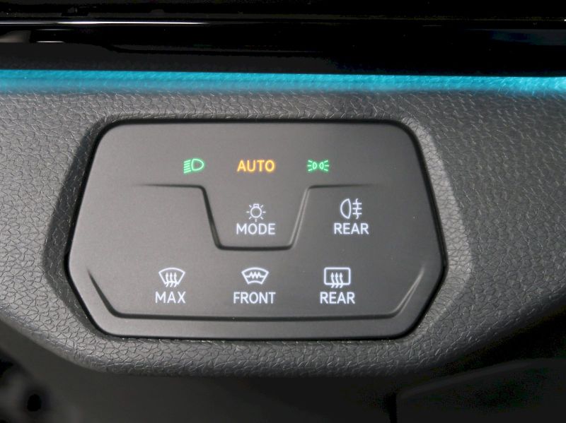 Volkswagen ID.4 (2023) COMFORT PRO PERFORMANCE 150KW - fotka 34 z 39