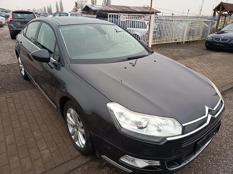 Citroën C5 (2011) 1.6i Automat - fotka 21 z 43