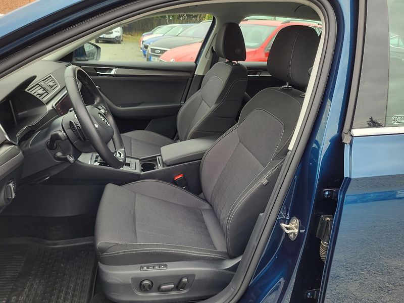 Škoda Superb iV 1.4 PHEV 160kW DSG STYLE - fotka 7 z 48