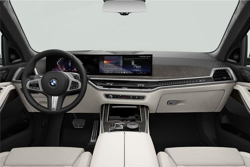BMW X7 xDrive40i - fotka 3 z 4