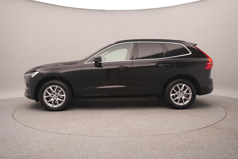 Volvo XC60 B5 AWD CORE CZ AUT 1.MAJ - fotka 7 z 42