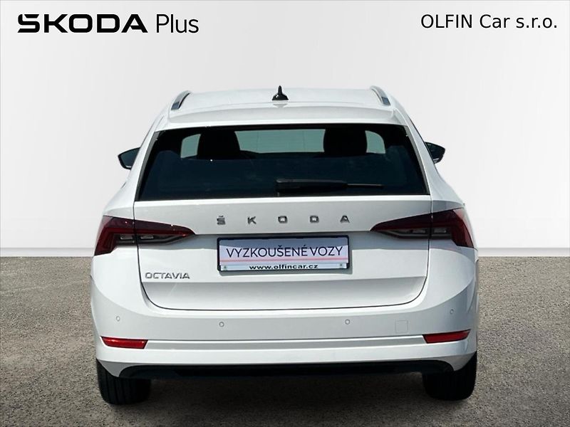 Škoda Octavia 2,0 TDi 85 kW 7DSG STYLE  IV. - fotka 9 z 27