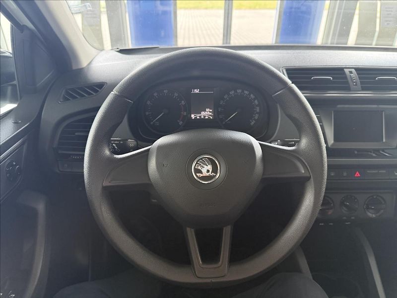 Škoda Fabia 1,2   TSI 66kW,WEBASTO - fotka 14 z 24