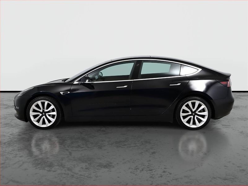 Tesla Model 3 (2019) Long Range 4WD 78kWh, SoH 83% - fotka 3 z 20