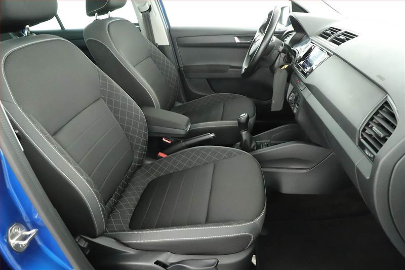 Škoda Fabia (2022) Ambition 1.0 TSI, ČR,1.maj - fotka 7 z 14