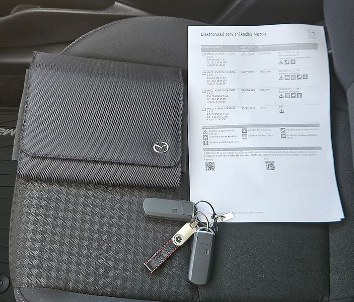 Mazda 2 1,5L SKYACTIV-G 55kW, ČR,1.maj - fotka 30 z 32