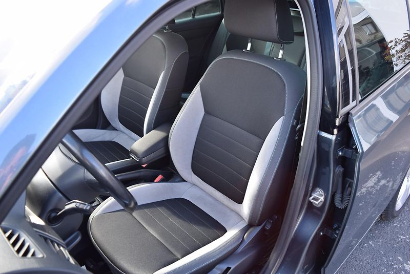 Škoda Fabia (2017) 1.2TSI 81kw DSG JOY NAVI APP - fotka 19 z 41