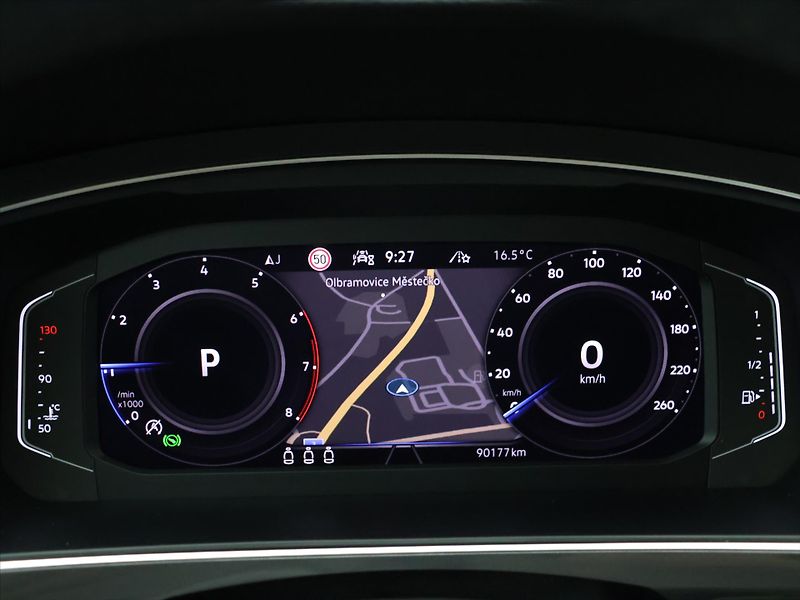 Volkswagen Tiguan Allspace 2,0 TSI 140kW 4motion DPH TZ - fotka 22 z 36