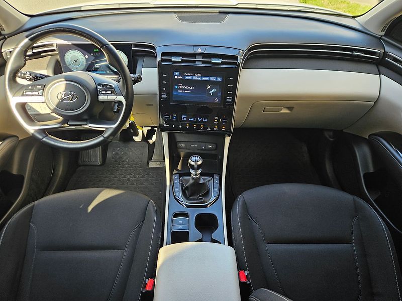 Hyundai Tucson 1,6 T-GDi 110kW, Smart, 1.maj. - fotka 14 z 37