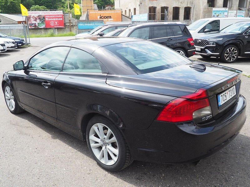 Volvo C70 (2011) 2.0D 110 kW Cabrio - fotka 30 z 30