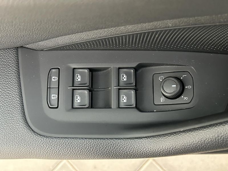 Škoda Superb 2.0 TDI 4x4 L & K - fotka 18 z 30