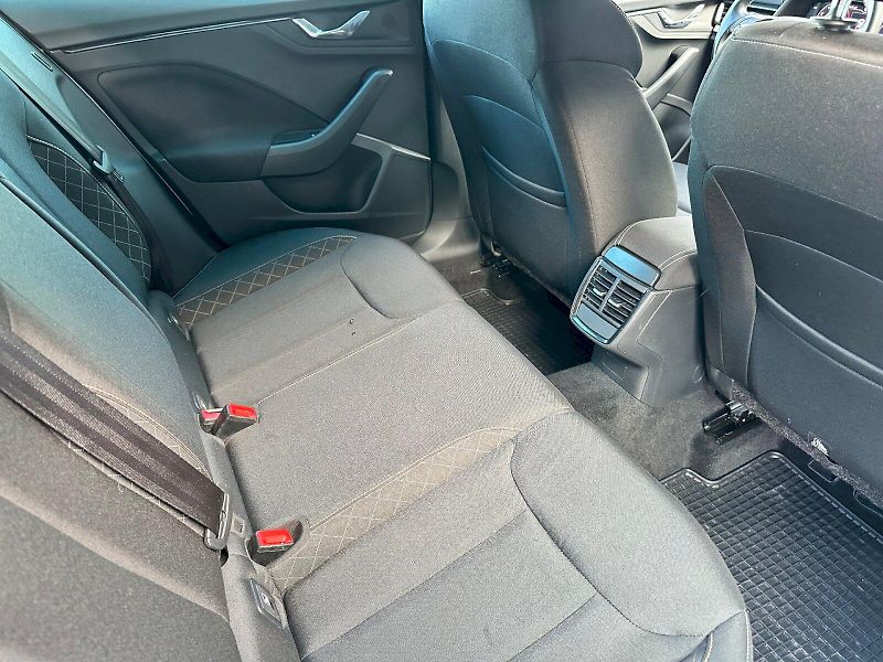 Škoda Scala (2021) 1.6 TDI 85kW Ambition - fotka 22 z 24