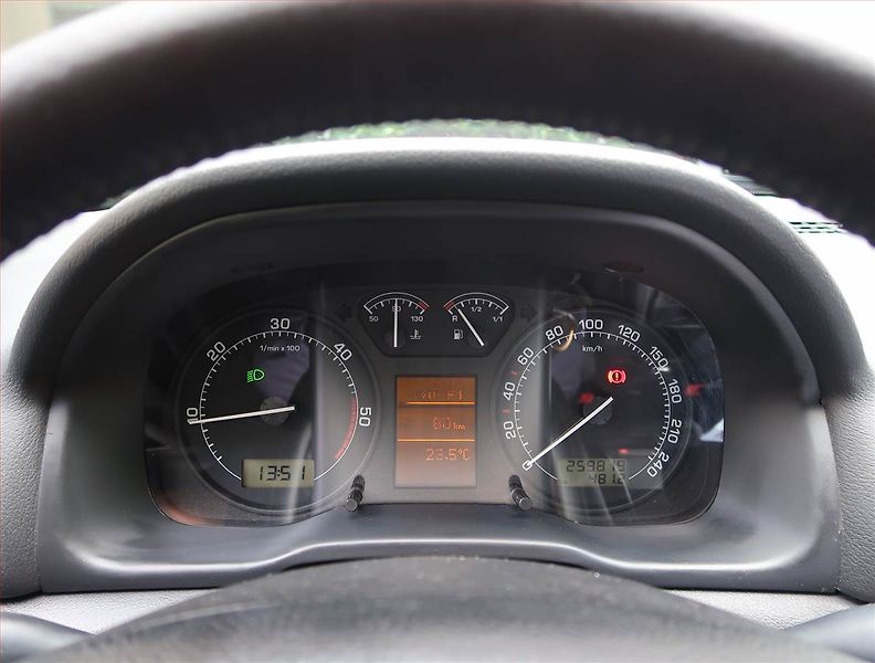 Škoda Octavia (2004) 1.9 TDI, po STK, Tažné - fotka 11 z 16
