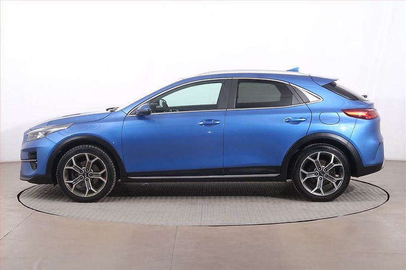 Kia XCeed (2020) 1.6 CRDi, Automat, Serv.kniha - fotka 3 z 26
