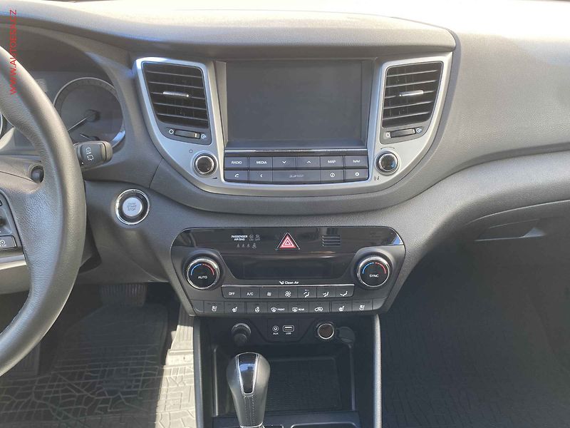 Hyundai Tucson (2017) 2.0CRDi 4x4, 1.maj,ČR - fotka 12 z 21