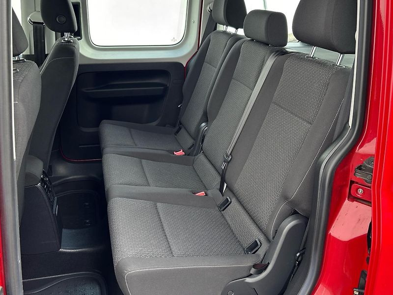 Volkswagen Caddy Trendline - fotka 8 z 25