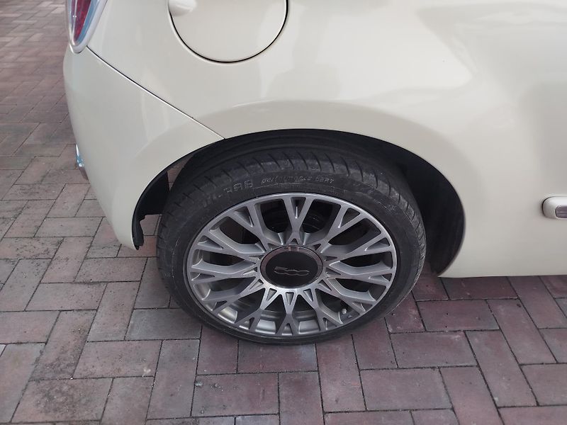 Fiat 500 (2011) Cabtio 0.9 - fotka 16 z 27