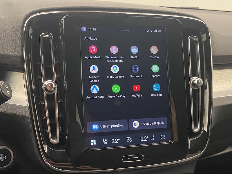Volvo XC40 B4 CORE AUT  - fotka 8 z 49