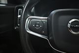 Volvo XC40 2,0 D4 AWD NAVI KAMERA TAŽNÉ - náhled 23