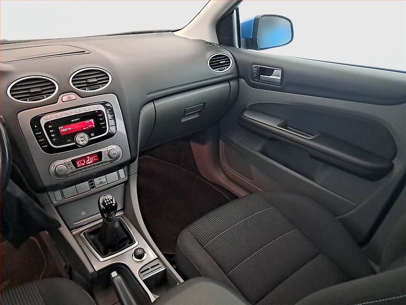 Ford Focus (2009) 1.6 i, jezdí výborně - fotka 8 z 15