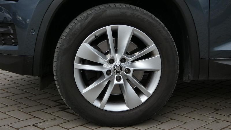 Škoda Kodiaq 2,0 TSI DSG 4x4 STYLE - fotka 25 z 26