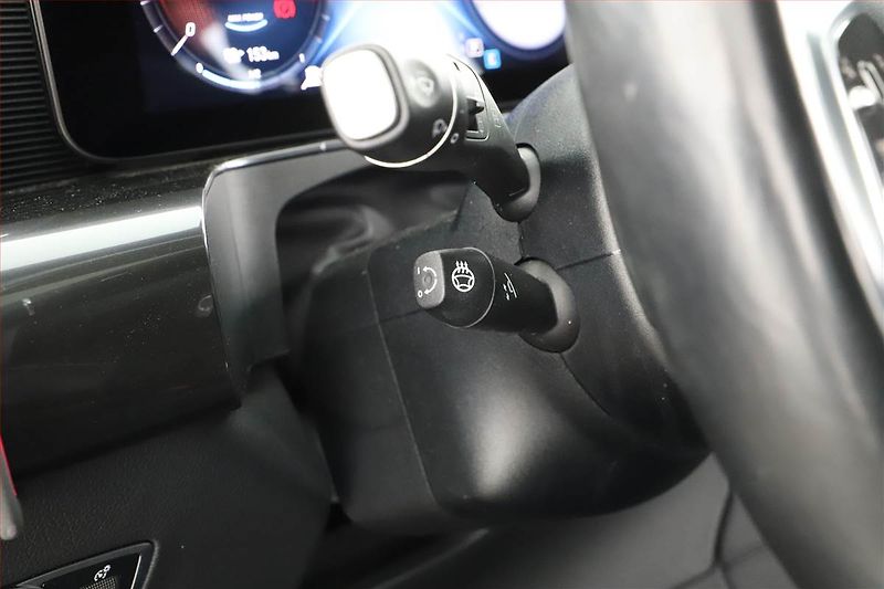 Mercedes-Benz EQC (2020) 400 4MATIC, SoH 95% - fotka 13 z 21