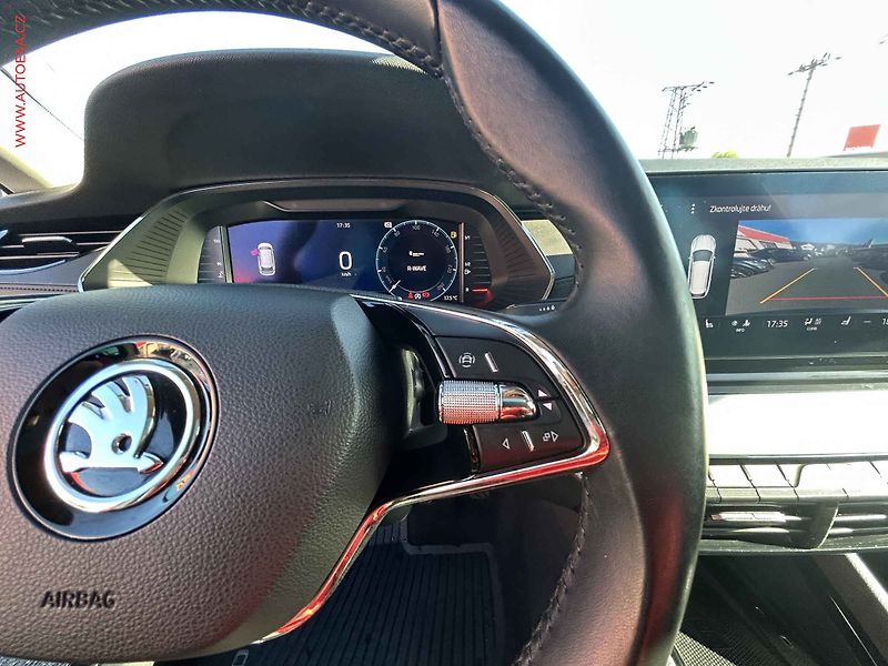 Škoda Octavia (2021) 2.0TDi, Panor, autoAC - fotka 19 z 19