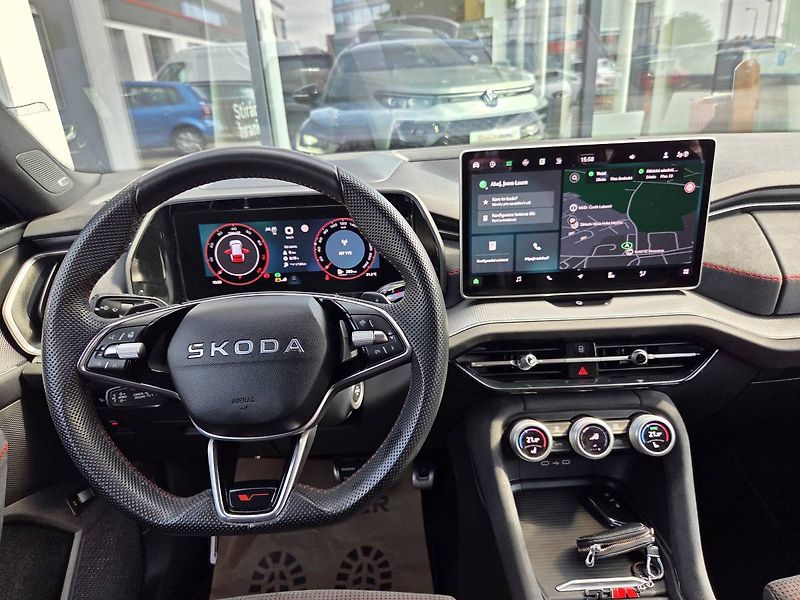Škoda Kodiaq (2025) 2.0 TSI RS - fotka 14 z 46