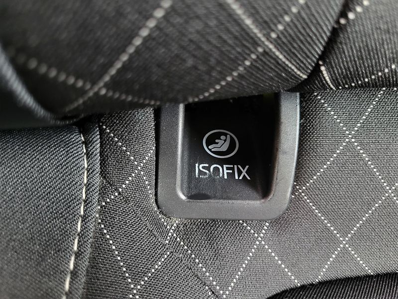 Škoda Fabia III FL 1.0 TSI 81kW AMBITION - fotka 26 z 48