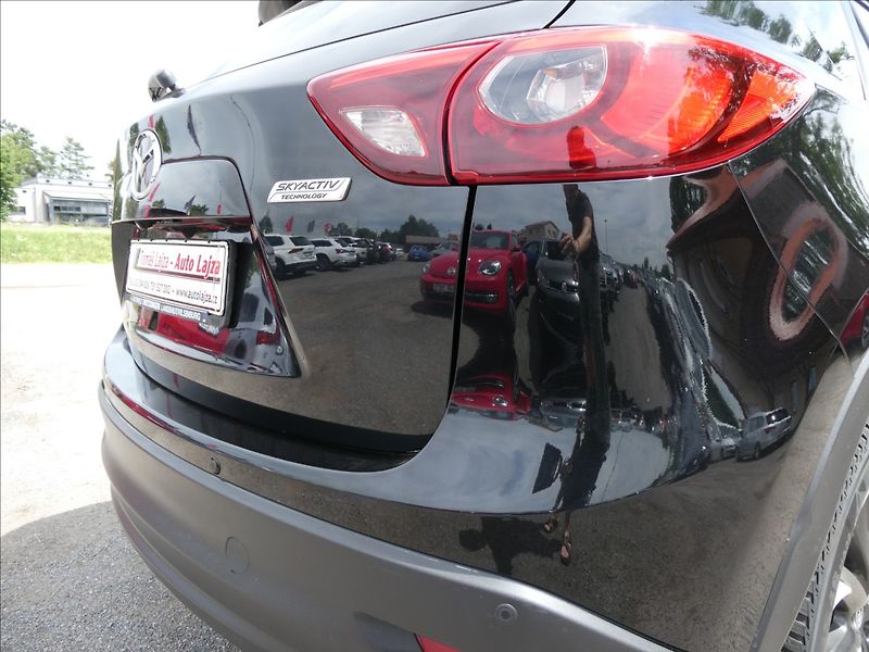 Mazda CX-5 2,5 Skyactiv 141kW AWD automat - fotka 10 z 42