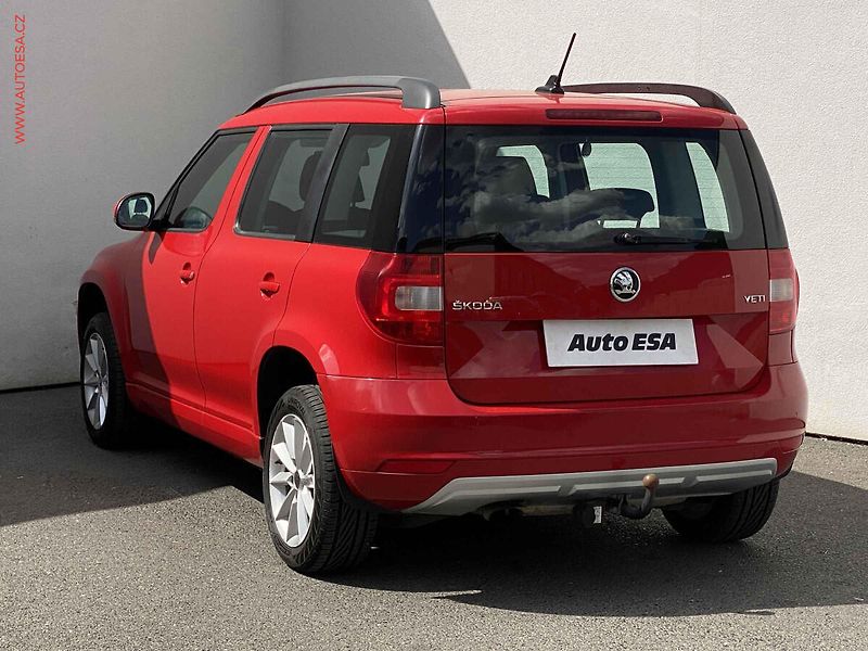 Škoda Yeti (2015) 1.2 TSi, Ambition, DSG, navi - fotka 6 z 17