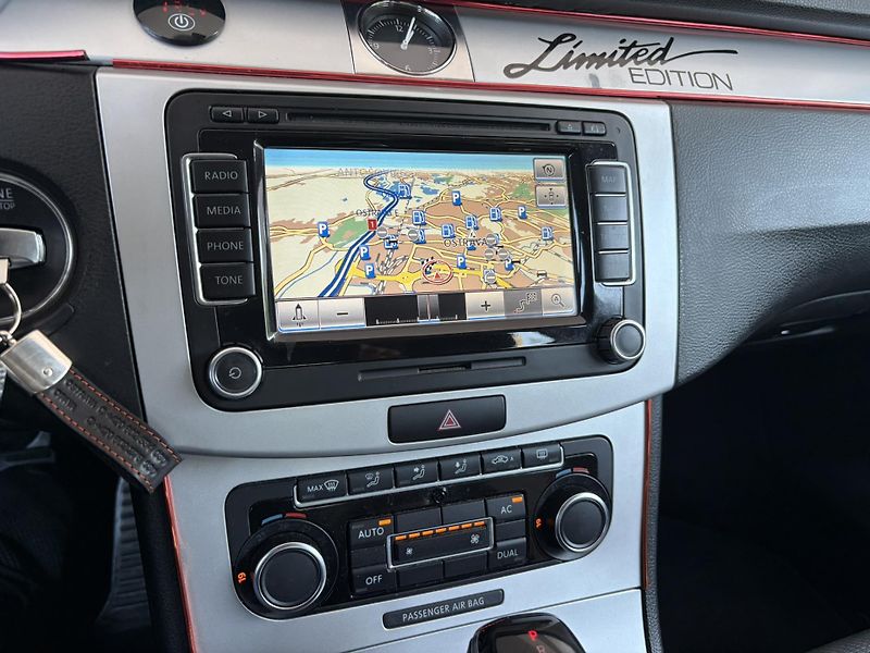 Volkswagen Passat CC 2.0TDi DSG 103kW - fotka 7 z 20