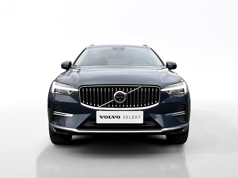 Volvo XC60 T6 AWD RECHARGE // 1.maj. //ČR - fotka 9 z 38