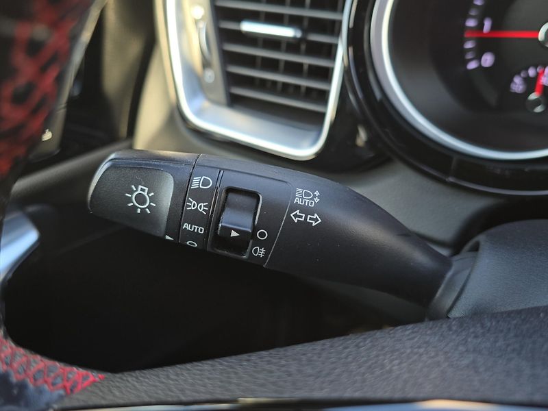 Kia Ostatní (2019) GT 1.6T-GDi 150kW, Serv.kniha - fotka 12 z 27