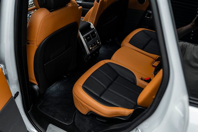 Land Rover Range Rover Sport - fotka 22 z 28