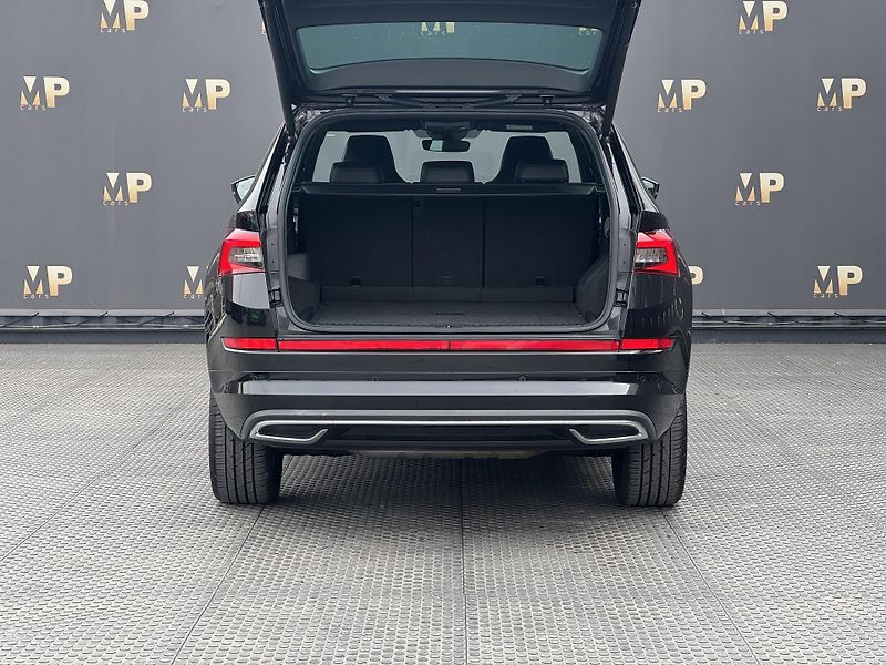 Škoda Kodiaq (2018) 2.0TSi DSG SportLine, 4X4, RZV - fotka 9 z 54