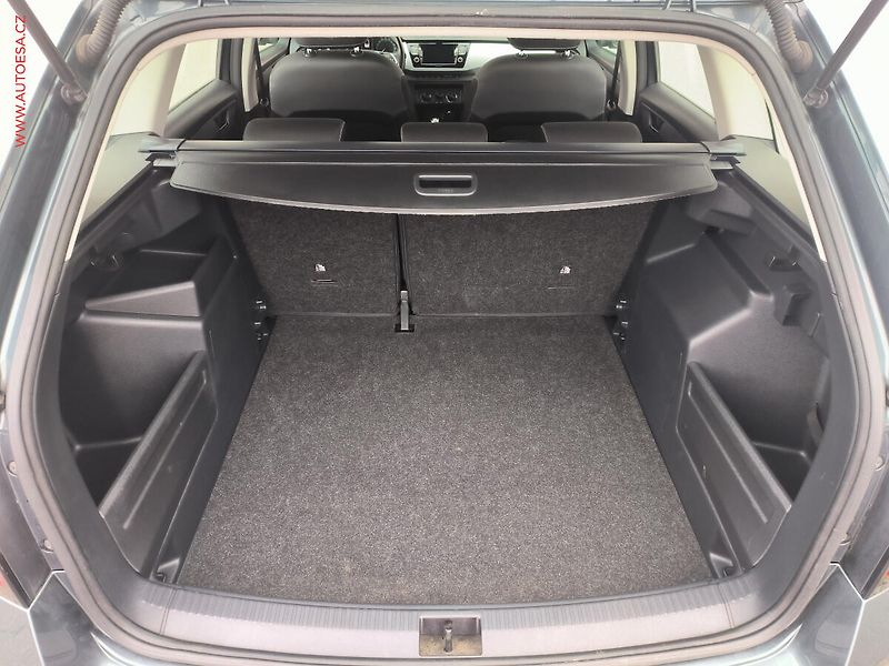 Škoda Fabia (2021) 1.0 TSI, Ambition, TZ, kamera - fotka 7 z 21