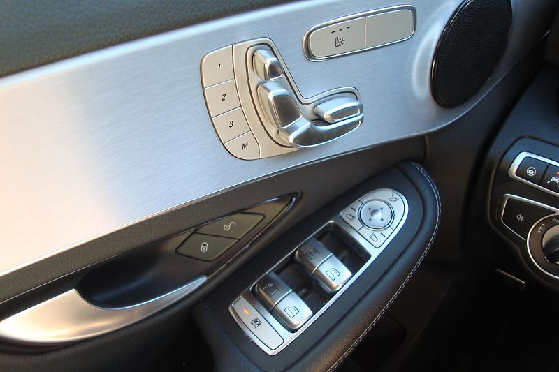 Mercedes-Benz Třídy C (2021) 220D,143kW, Exclusivce,S.kniha - fotka 60 z 92