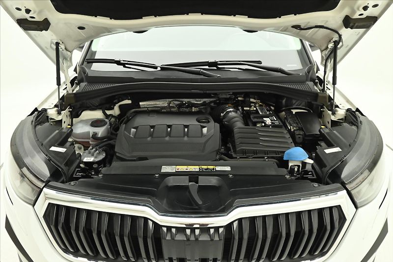 Škoda Kodiaq 2,0 TDI 147 KW DSG 4X4 Ambitio - fotka 9 z 35