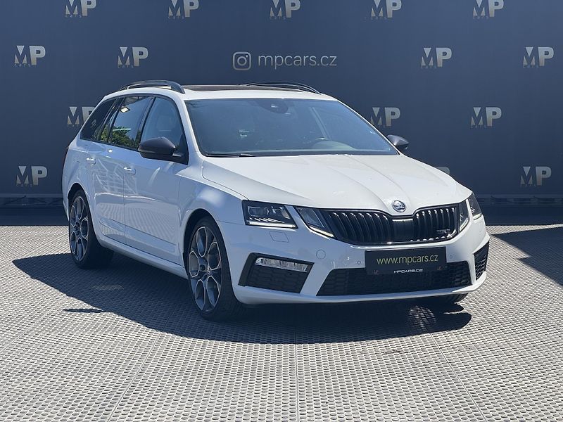 Škoda Octavia (2018) III RS230 2.0TSi MAN, Kessy    - fotka 3 z 44