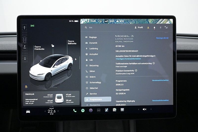 Tesla Model 3 long Range AWD Highland - fotka 10 z 23