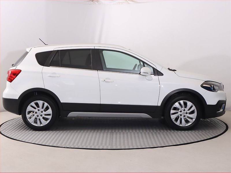 Suzuki SX4 S-Cross (2019) 1.4 BoosterJet, Serv.kniha - fotka 6 z 18