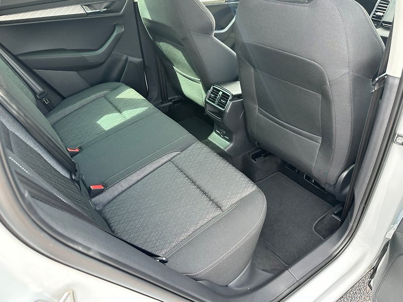 Škoda Karoq (2022) 2,0TDI 4x4 DSG Style - fotka 15 z 31