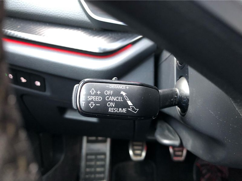 Škoda Octavia 1.5 TSi SPORTLINE - fotka 16 z 30
