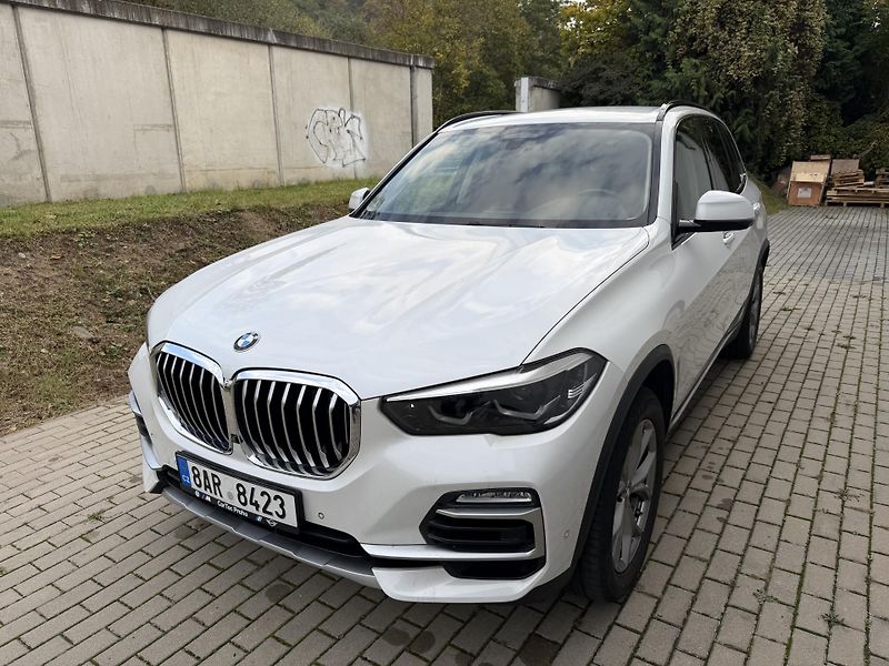 BMW X5 (2021) - fotka 9 z 27