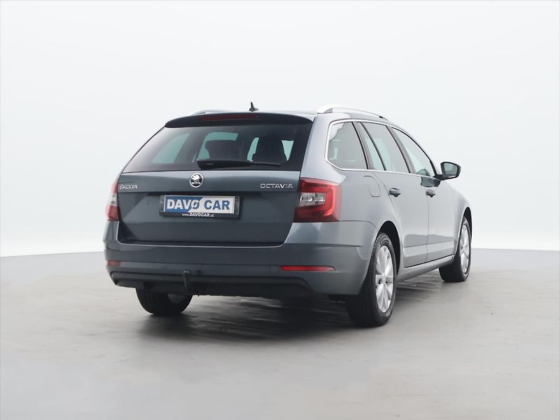 Škoda Octavia 1.6 TDI 85kW DSG Navi Tažné - fotka 7 z 27